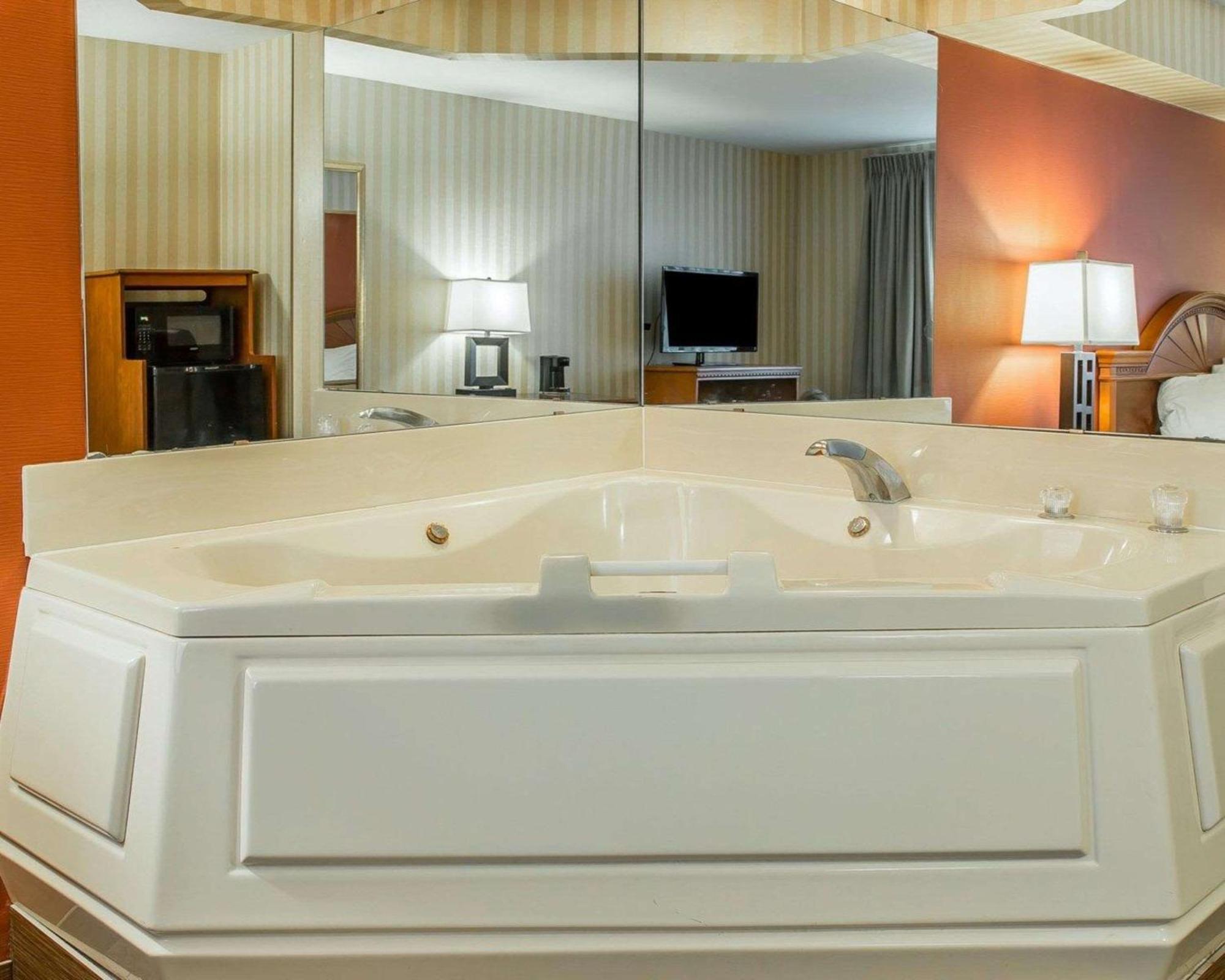 Quality Inn Gaylord Dış mekan fotoğraf