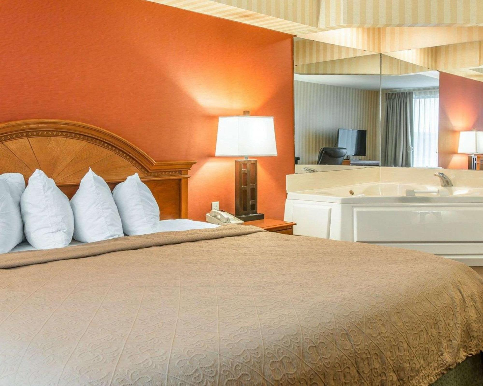 Quality Inn Gaylord Dış mekan fotoğraf
